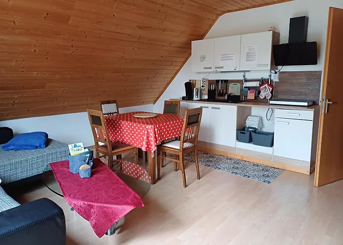 Tallhouse Apartment *